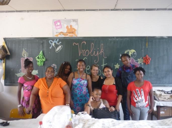 AP-alumna doet vrijwilligerswerk in Suriname